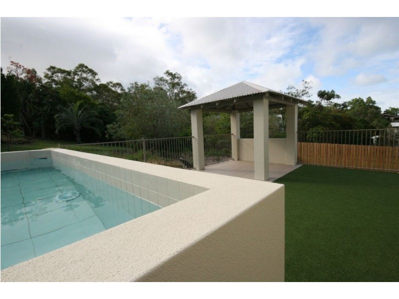2/14 Waterson Way, Airlie Beach QLD 4802