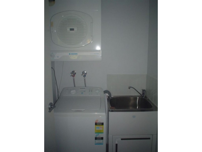 7/14 Altmann Avenue, Cannonvale QLD 4802