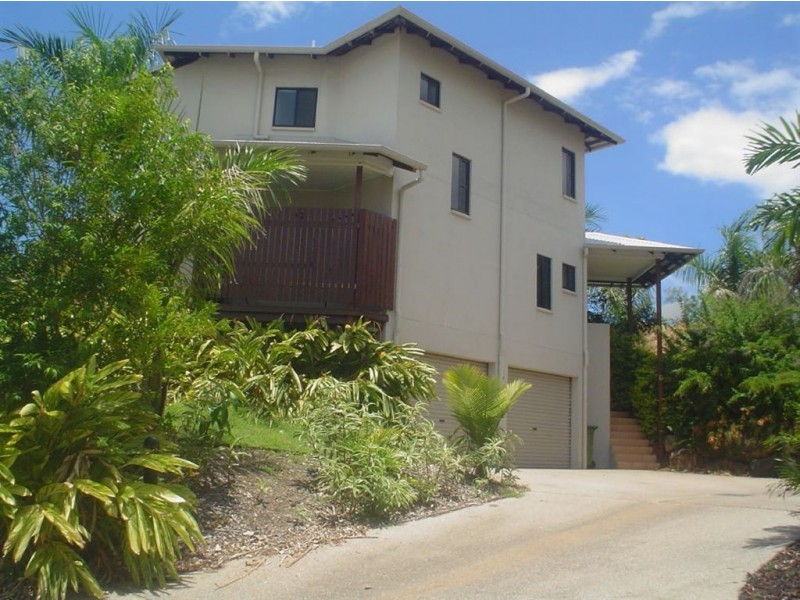 7/14 Altmann Avenue, Cannonvale QLD 4802