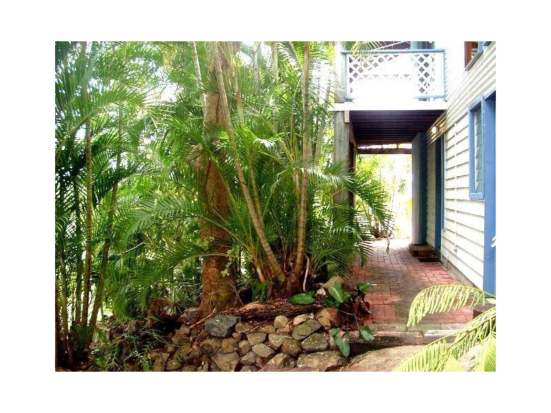3 Macona Crescent, Cannonvale QLD 4802