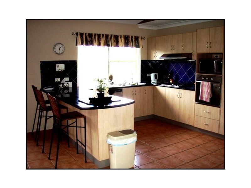 25 Banksia Court, Cannonvale QLD 4802