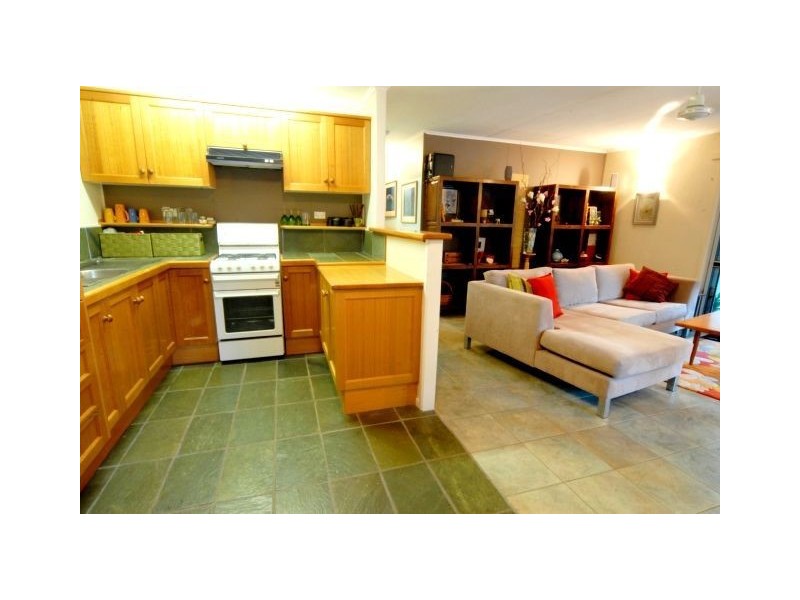 12 Manooka Drive, Cannonvale QLD 4802