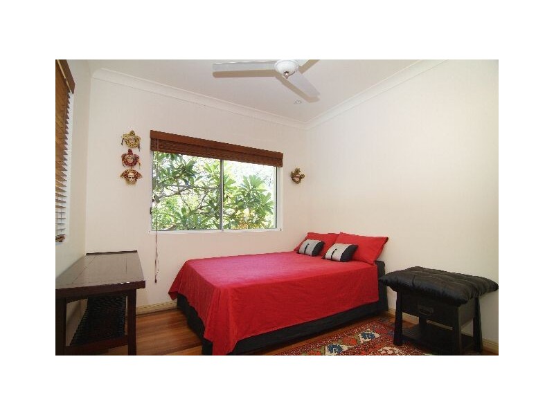 14 Passage Avenue, Shute Harbour QLD 4802
