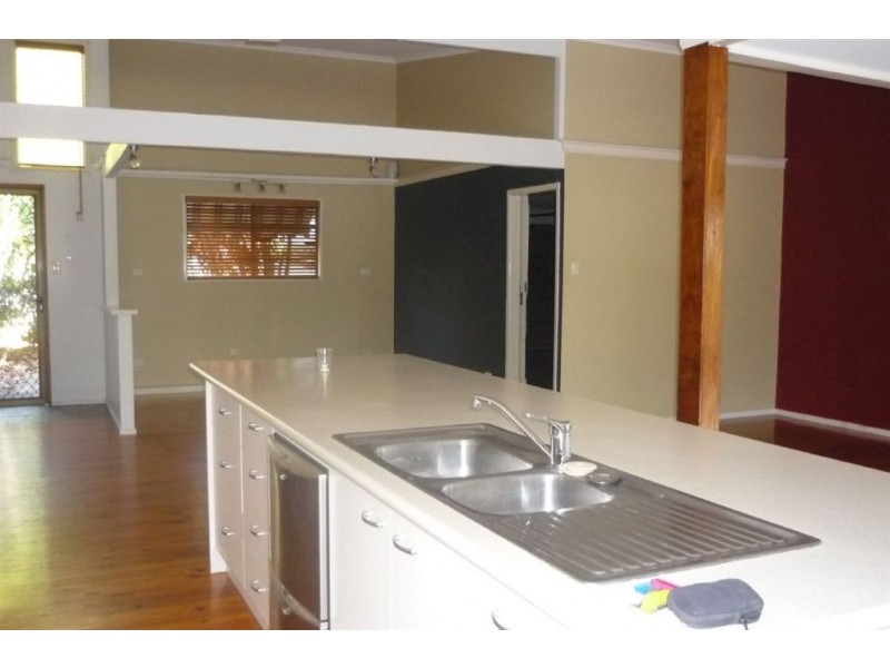 19 Stewart Drive, Cannonvale QLD 4802