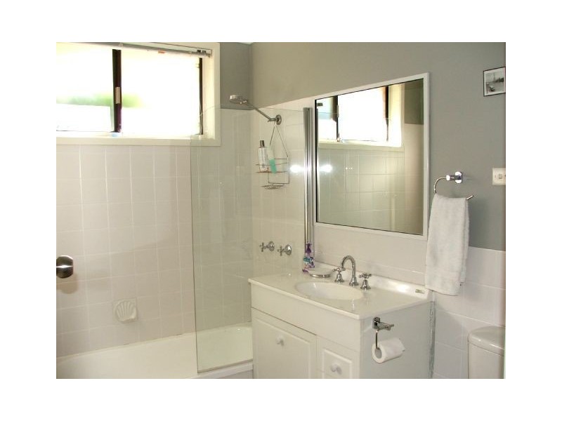 19 Stewart Drive, Cannonvale QLD 4802