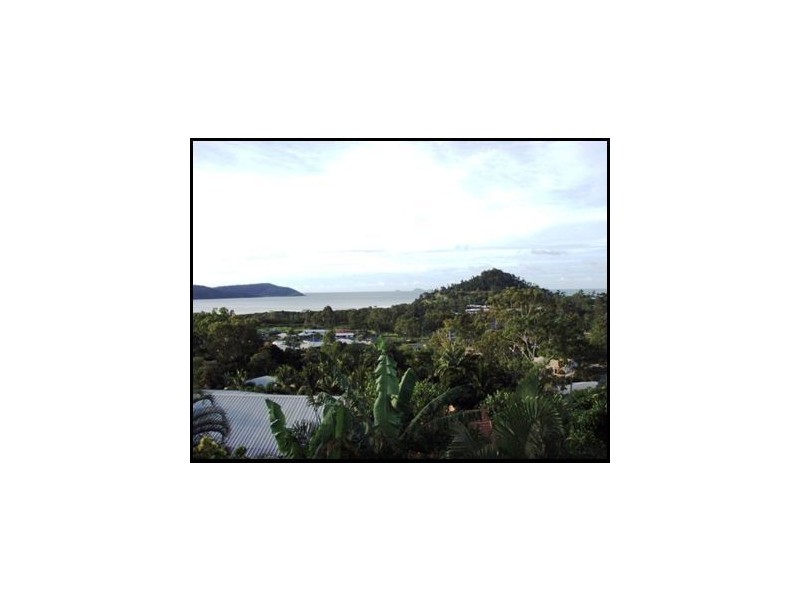 28 Country Road, Cannonvale QLD 4802