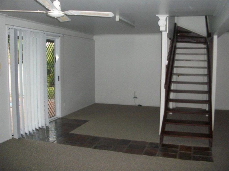 28 Country Road, Cannonvale QLD 4802