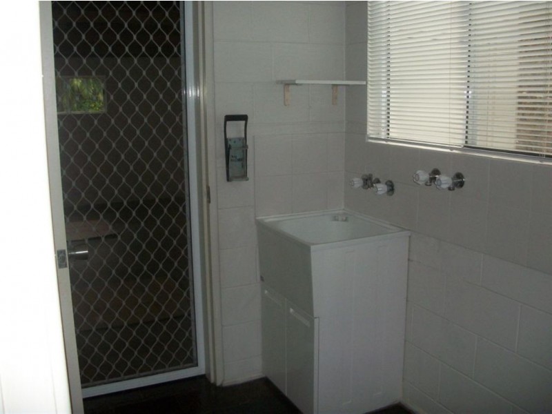 28 Country Road, Cannonvale QLD 4802