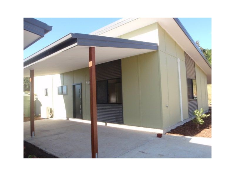 1/27 South Molle Blvd, Cannonvale QLD 4802