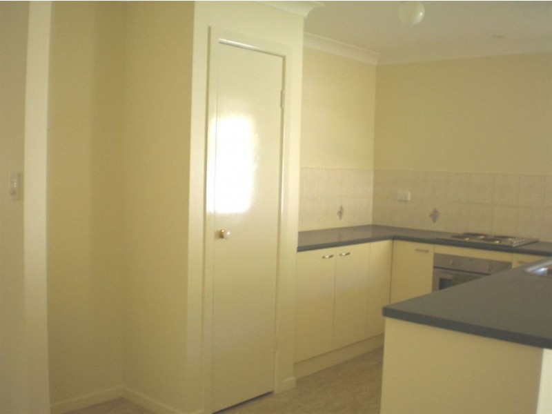 8 Phoenix Court, Jubilee Pocket QLD 4802