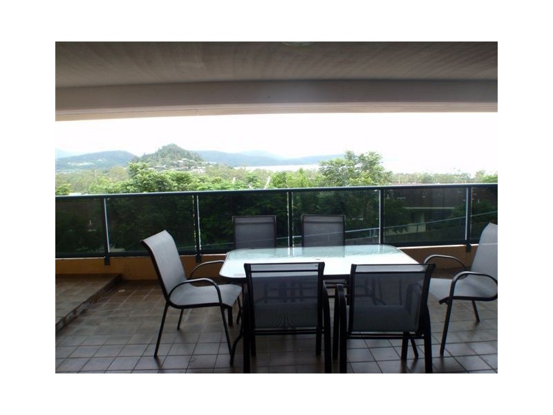 126/4 Eshelby Drive, Cannonvale QLD 4802