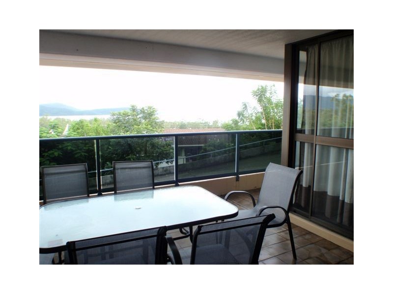 126/4 Eshelby Drive, Cannonvale QLD 4802