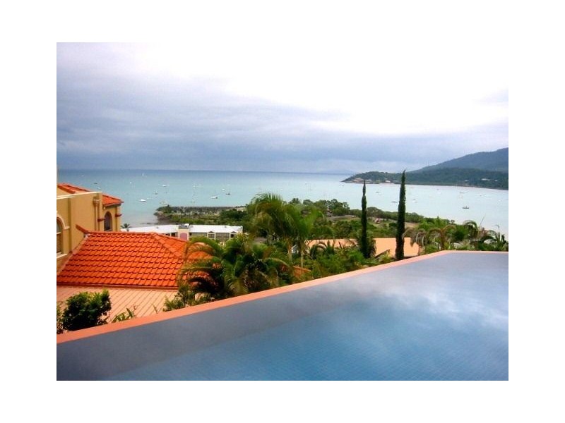 18/14 Golden Orchid Drive, Airlie Beach QLD 4802