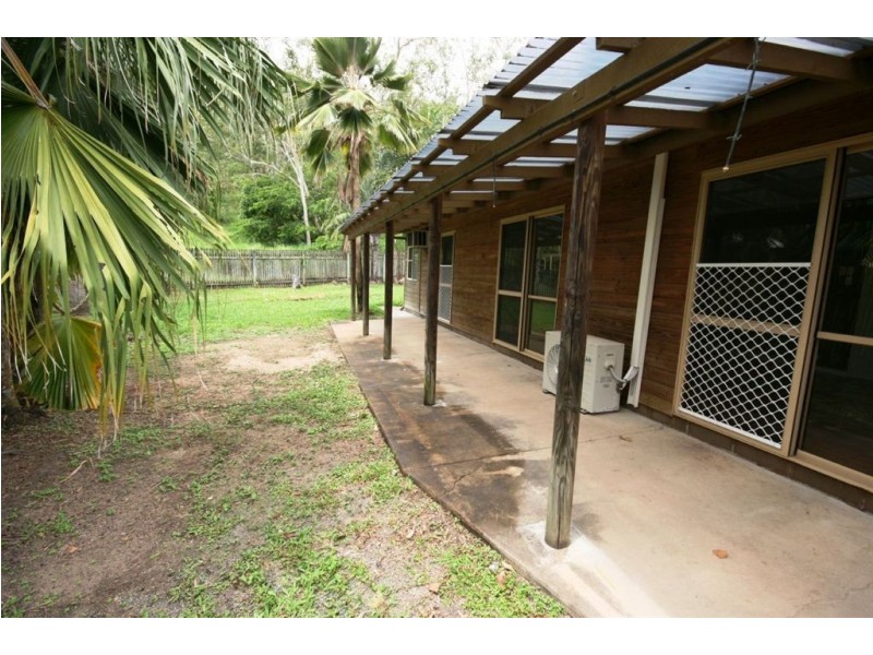 27 Tropic Road, Cannonvale QLD 4802