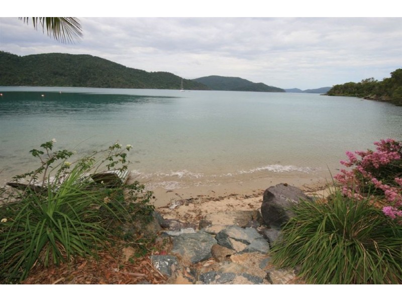 Lot 10 Peppers Palm Bay, Long Island QLD 4741