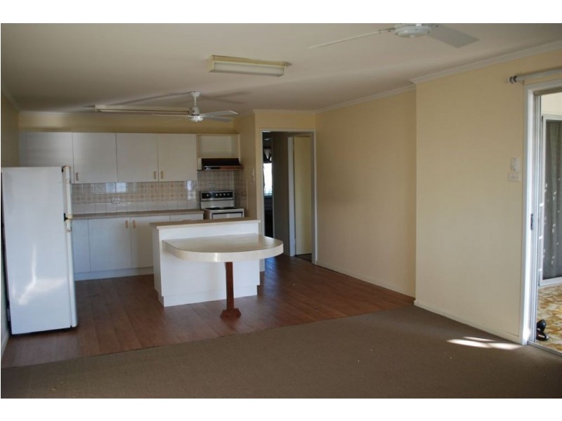 2/28 Airlie Crescent, Airlie Beach QLD 4802