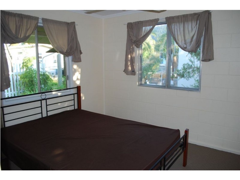 2/28 Airlie Crescent, Airlie Beach QLD 4802