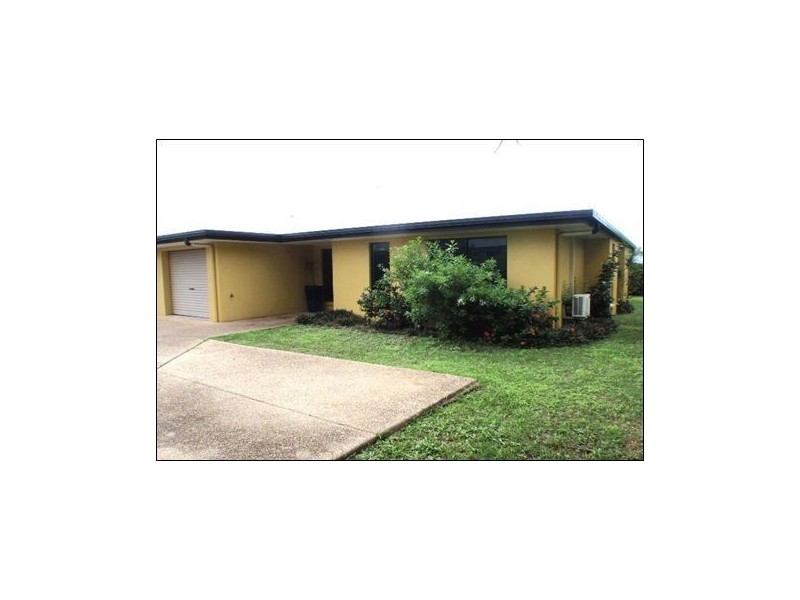2/18 Banksia Court, Cannonvale QLD 4802