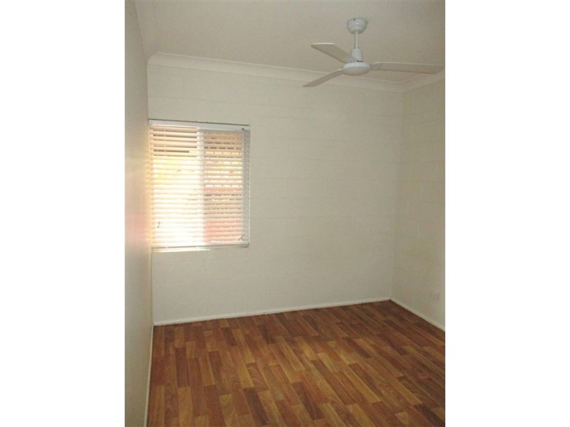 30/28 Island Drive, Cannonvale QLD 4802