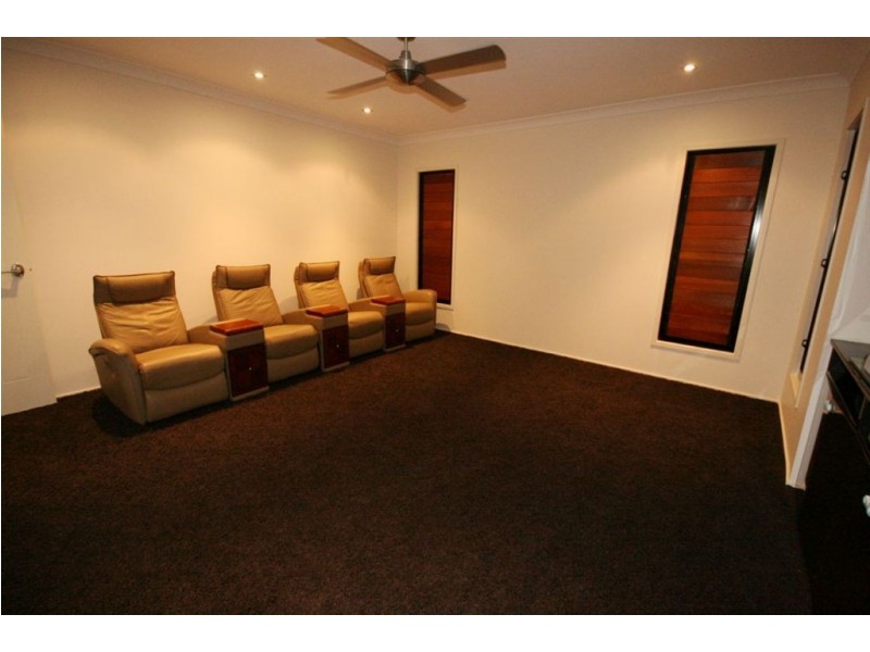 13 Stonehaven Court, Airlie Beach QLD 4802