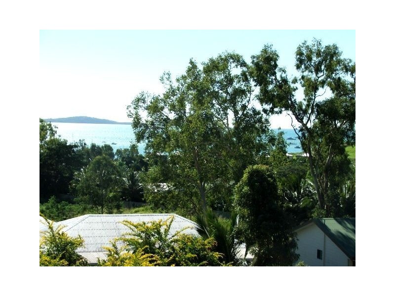 31 Jones Road, Cannonvale QLD 4802
