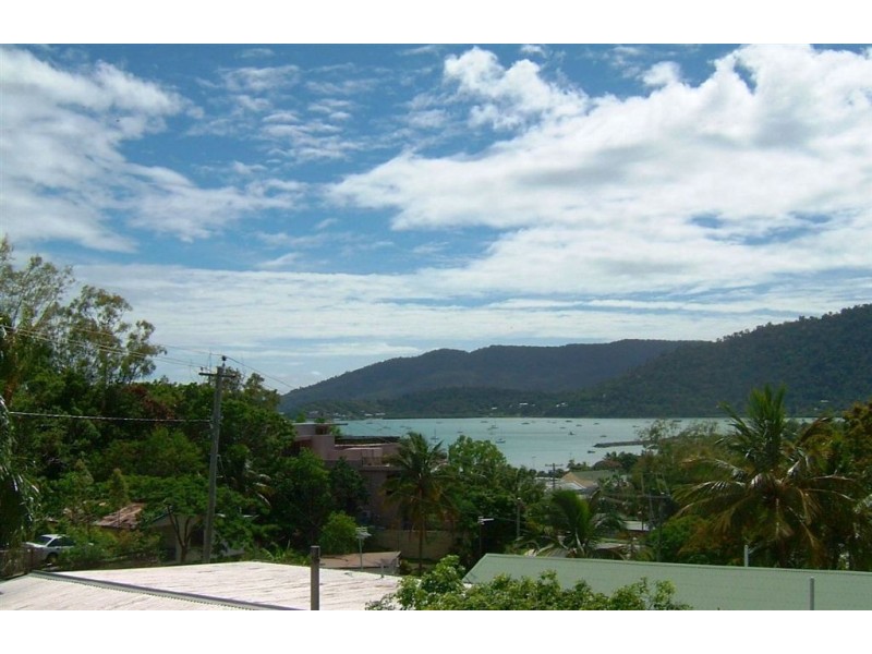 1/6 Begley Street, Airlie Beach QLD 4802