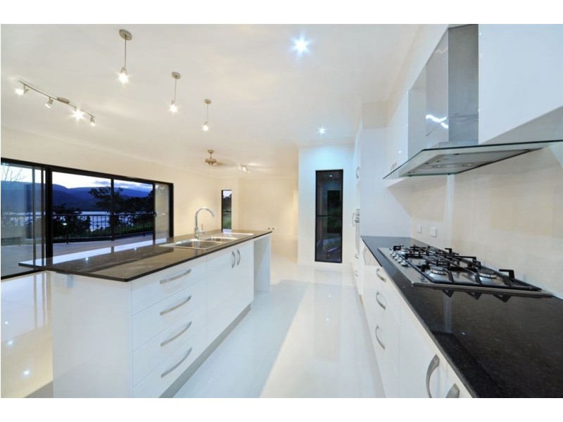 39 Beth Court, Cannonvale QLD 4802