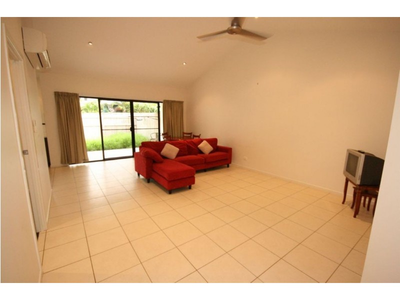42/25 Abell Road, Cannonvale QLD 4802