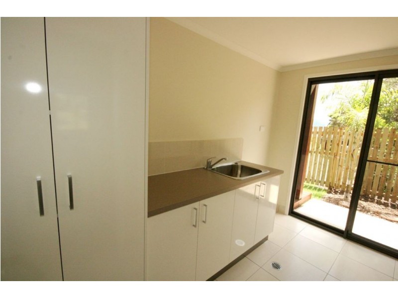 45 Eshelby Drive, Cannonvale QLD 4802