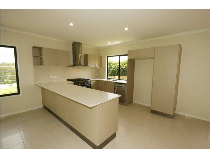 45 Eshelby Drive, Cannonvale QLD 4802