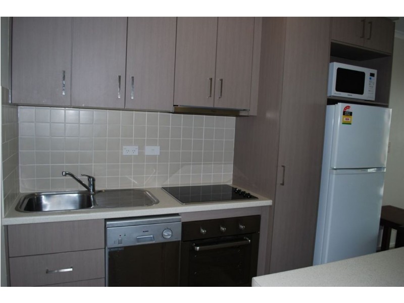 12b/14 Waterson Way, Airlie Beach QLD 4802