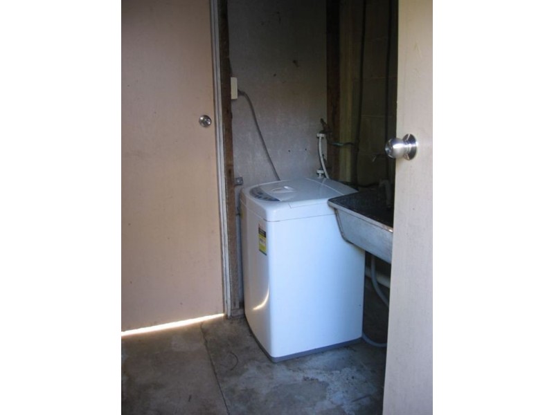 2/144 Shute Harbour Road, Cannonvale QLD 4802