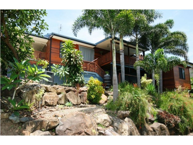 60 Country Road, Cannonvale QLD 4802