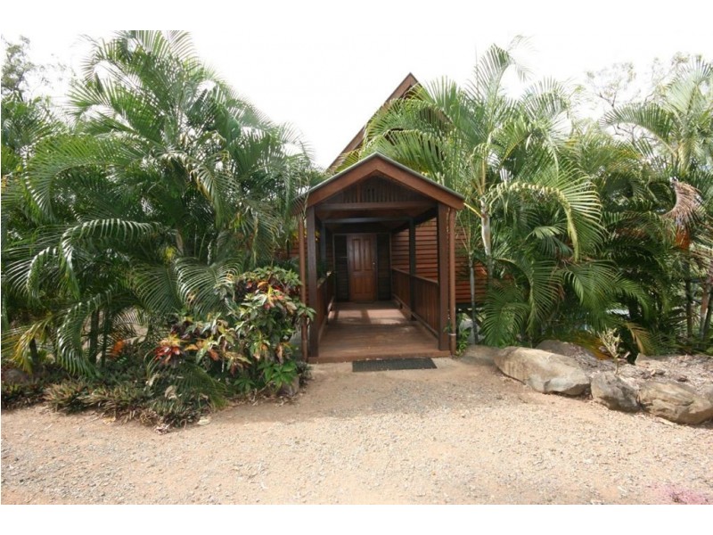 139 Parkland Drive, Cannonvale QLD 4802