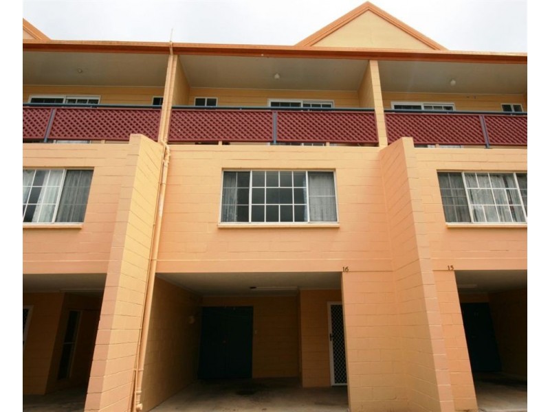 16/3 Eshelby Drive, Cannonvale QLD 4802