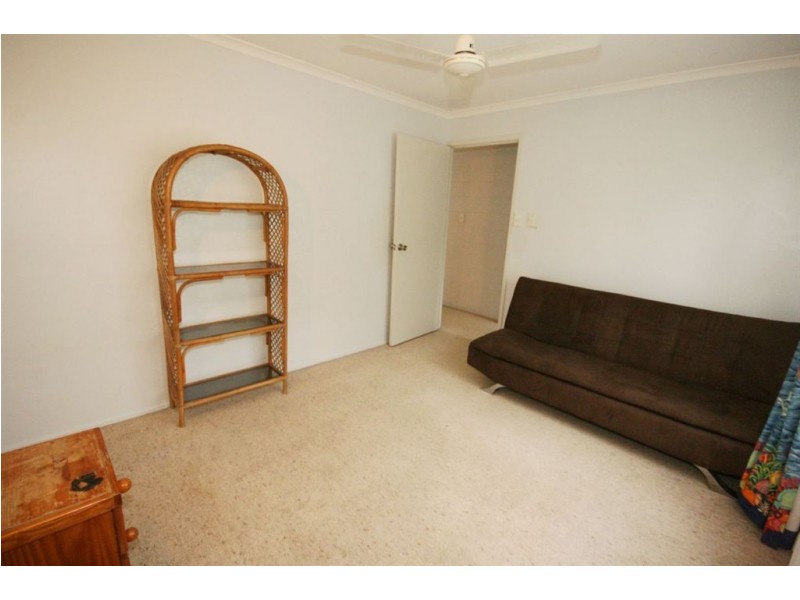 16/3 Eshelby Drive, Cannonvale QLD 4802