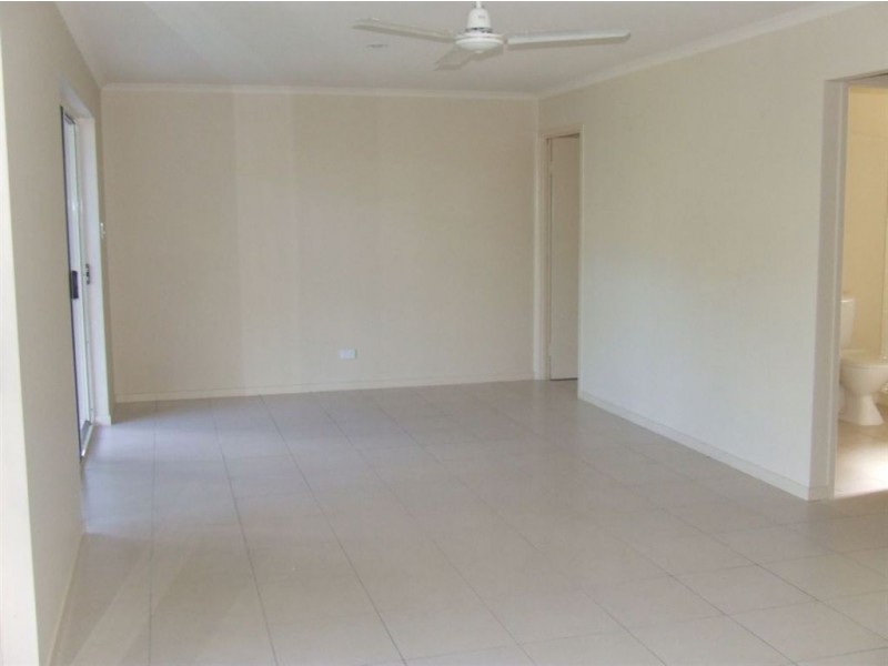 14 Grace Avenue, Cannonvale QLD 4802