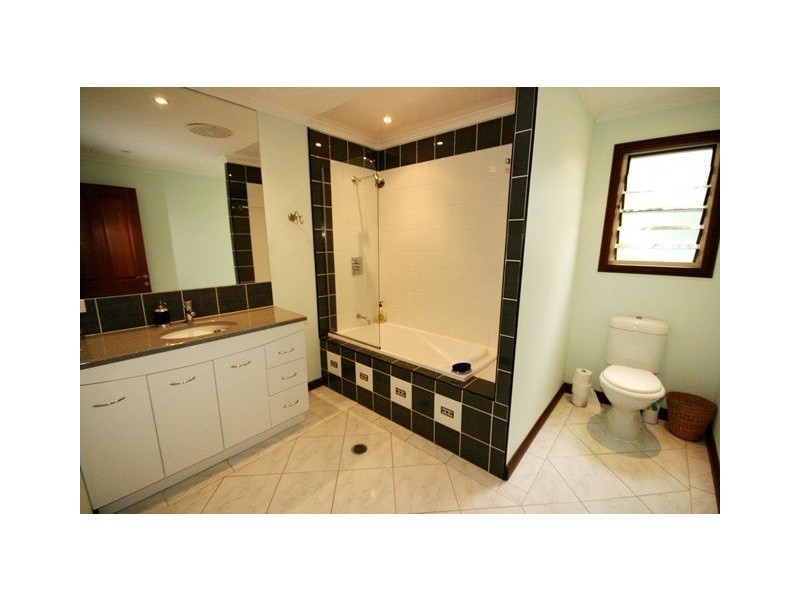 36 Pepperberry lane, Riordanvale QLD 4800