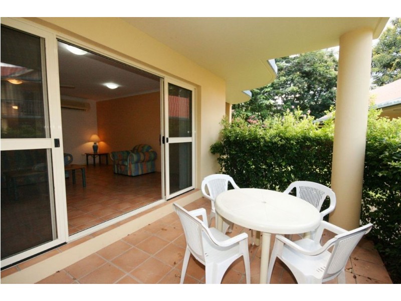 17/24 Beach Road, Cannonvale QLD 4802