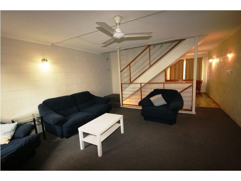 40/3 Eshelby Dr, Cannonvale QLD 4802