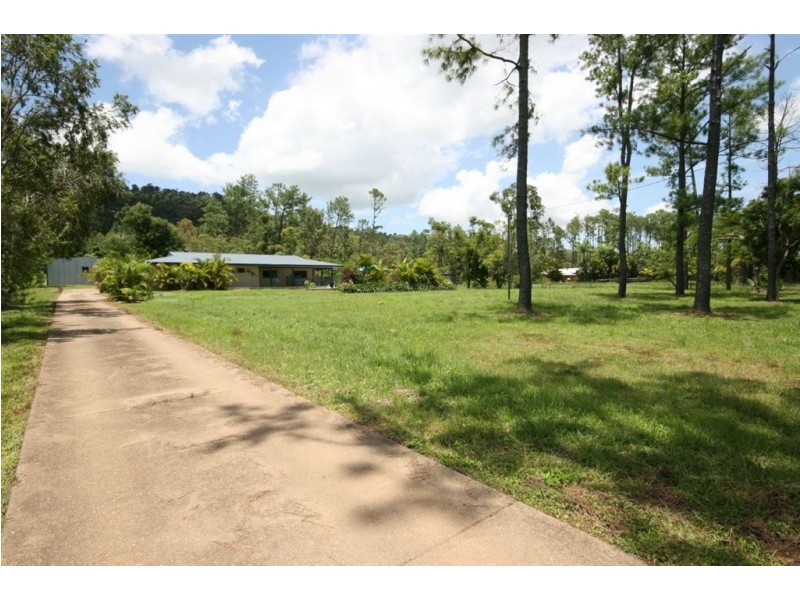 571 Strathdickie Road, Strathdickie QLD 4800