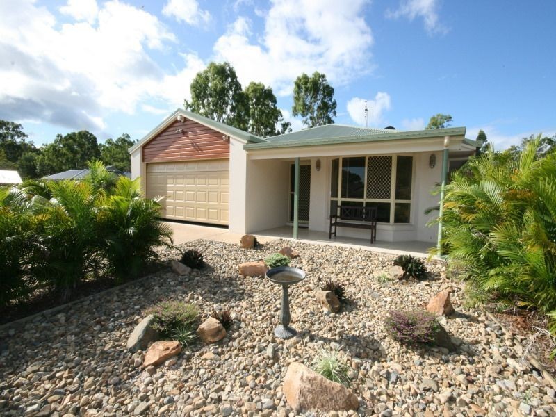 23 Valley Drive, Cannonvale QLD 4802