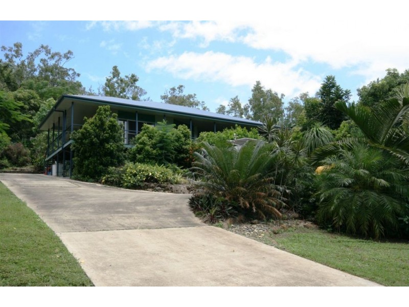 24 Pringle Road, Cannonvale QLD 4802