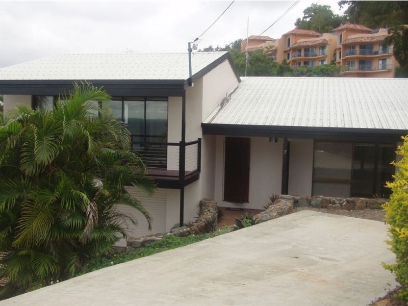 7 Kara Crescent, Airlie Beach QLD 4802