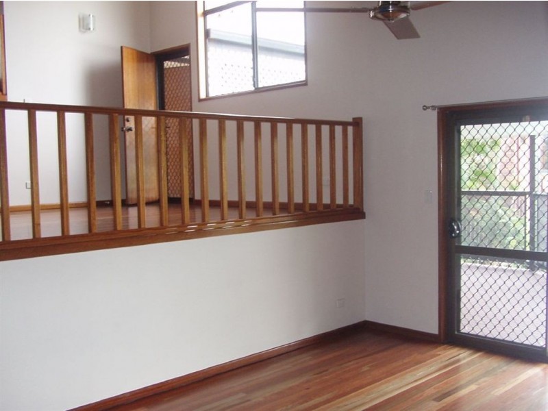 7 Kara Crescent, Airlie Beach QLD 4802