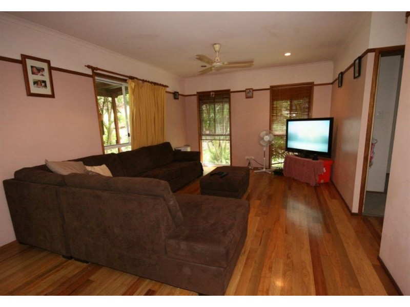 12 Sandpiper Crescent, Jubilee Pocket QLD 4802