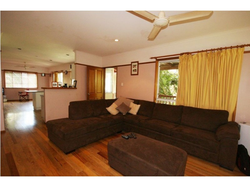 12 Sandpiper Crescent, Jubilee Pocket QLD 4802