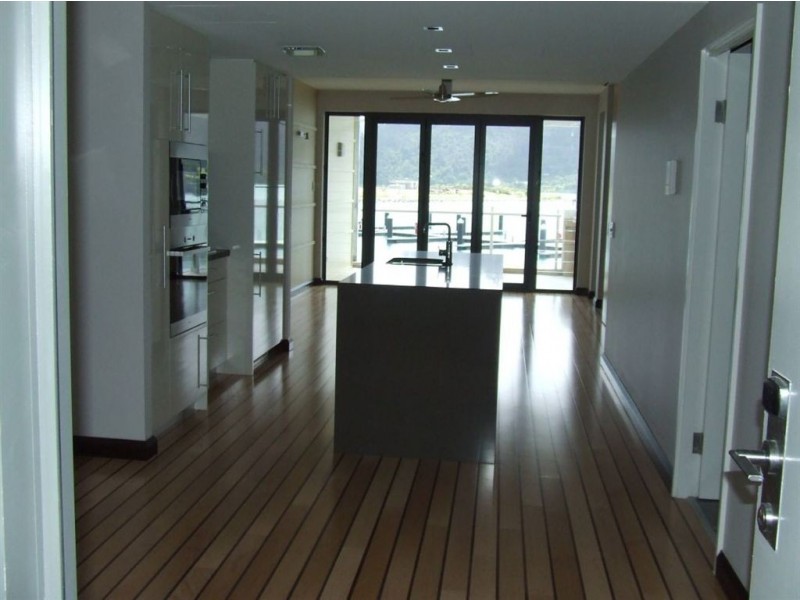 106/33 Port Drive, Airlie Beach QLD 4802