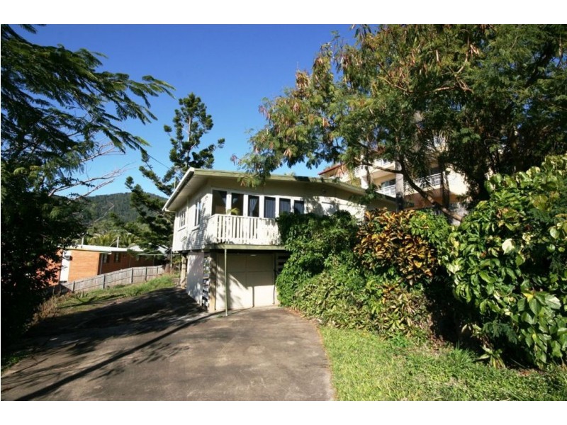 8 Begley Street, Airlie Beach QLD 4802