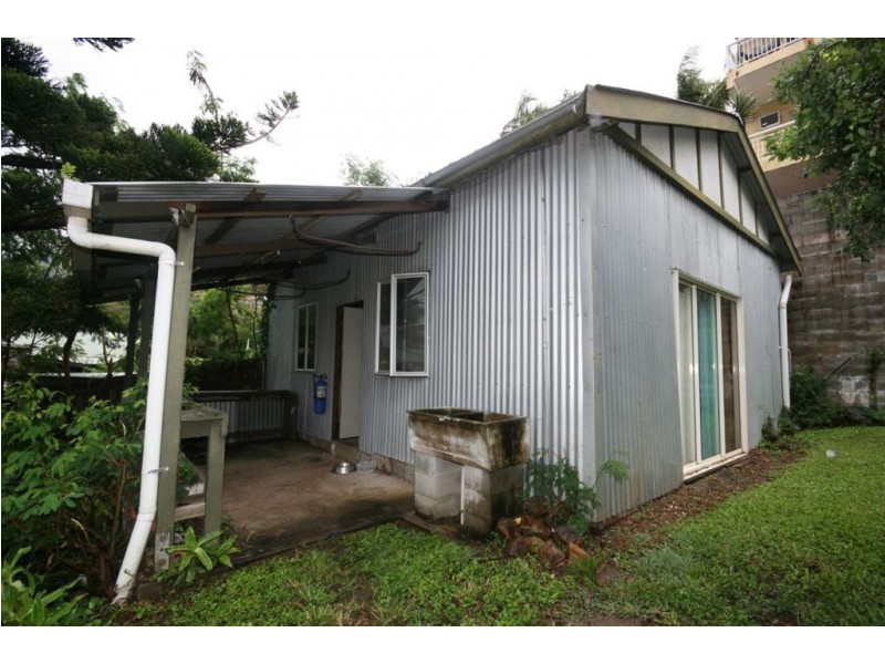 8 Begley Street, Airlie Beach QLD 4802